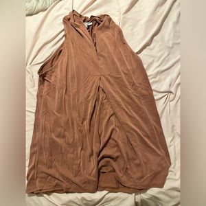 V-neck formal tank top from Green Envelope